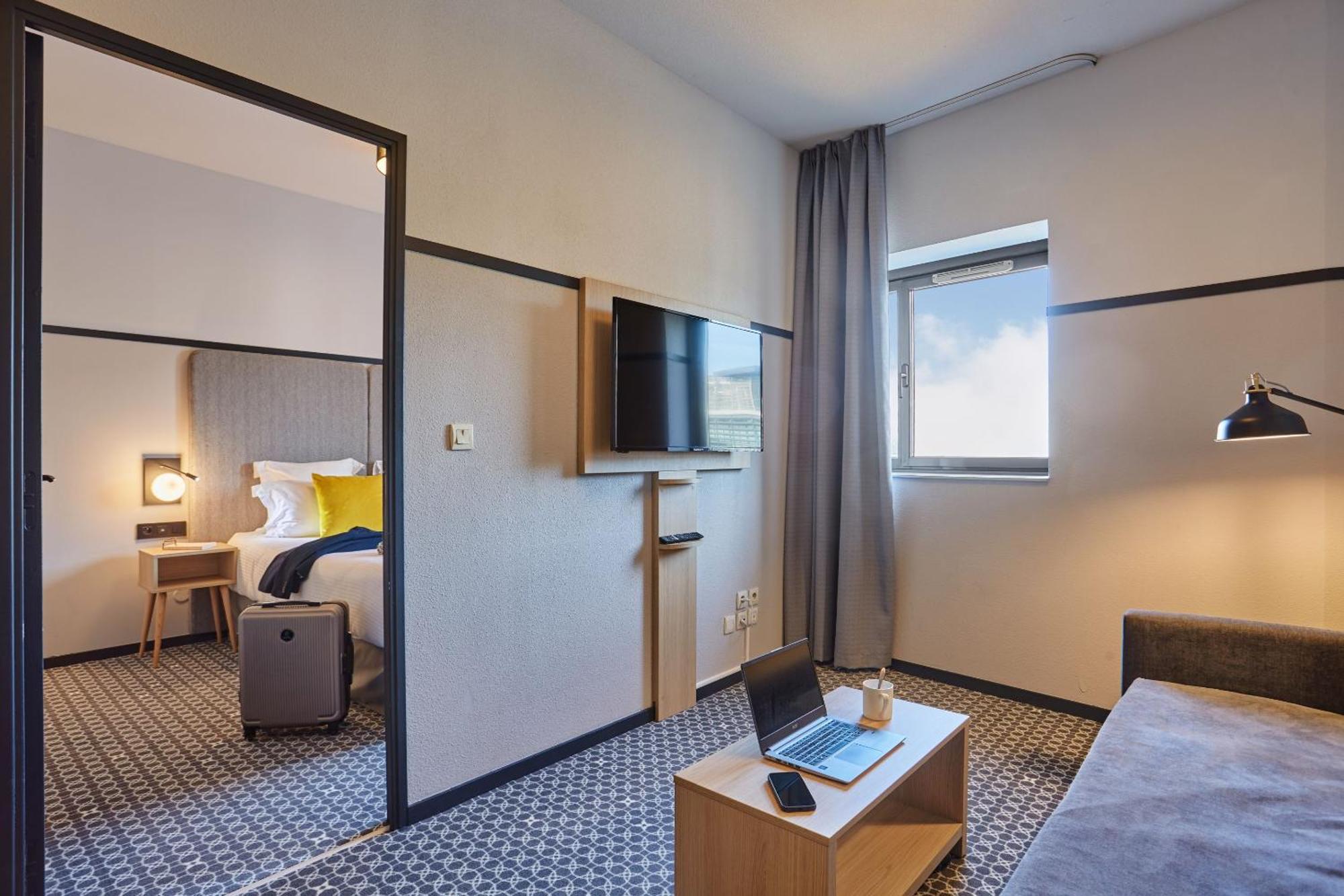 Appart'Hotel Odalys City - Bioparc Lyon Est Exterior foto